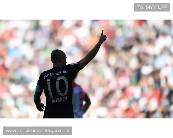 终场哨响,拜仁球员呆立场地目送奥格斯堡庆祝 终场哨响,拜仁球员呆立场地目送奥格斯堡庆祝